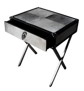 4251549319405 - Konsole Skull mit schwarz-weiÃen Kunstfell 51x41x61cm - Nachttisch Nachtkonsole