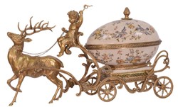 4251549347521 - Jugendstil Schmuckschatulle Kutsche Messingfarben   Mehrfarbig 499 x 176 x H 285 cm - Prunkvolle Schmuckschatulle