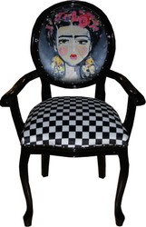 4251549350637 - Barock Luxus Damen Stuhl MÃ¤dchen mit Blumen-Kranz auf den Kopf - Limited Edition