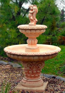 4251549360179 - Jugendstil Gartenbrunnen Junge mit Goldfisch Beige   Rot Ã 114 x H 171 cm - Gartendeko Brunnen - Springbrunnen