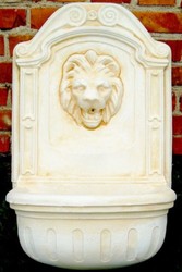 4251549360339 - Barock Wandbrunnen LÃ¶we WeiÃ   Beige H 77 cm - Gartenbrunnen im Barockstil