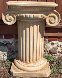 4251549360933 - Barock SÃ¤ule Beige 54 x 54 x H 77 cm - GartensÃ¤ule im Barockstil - Garten Deko Accessoires