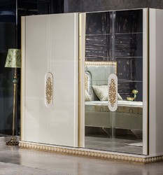Casa Padrino armario de dormitorio barroco con 3 puertas de espejo crema /  oro - Armario de madera maciza con espejo - Muebles de dormitorio de estilo  barroco - Muebles barrocos