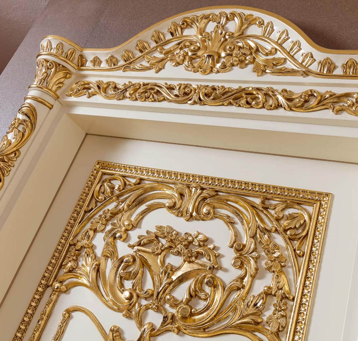 Casa Padrino porta appartamento barocco di lusso crema / oro - Magnifica  porta in legno massello con cornice 