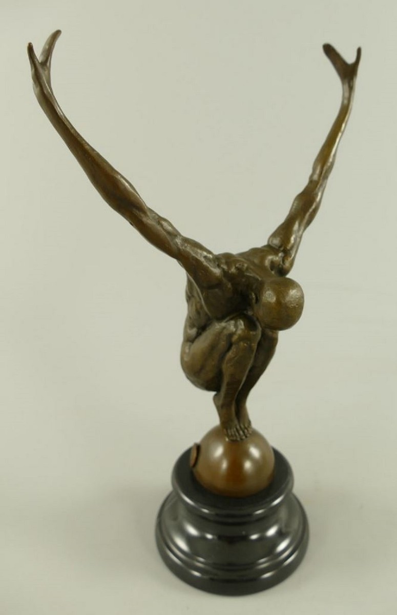 Casa Padrino luxury bronze sculpture high diver bronze / black 18 x 10 x H.  29 cm - Bronze Figure with Marble Base - Deco Accessories