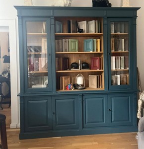 Casa Padrino Landhausstil Bücherschrank Blau / Naturfarben 223 x H. 228 cm - Landhausstil Möbel