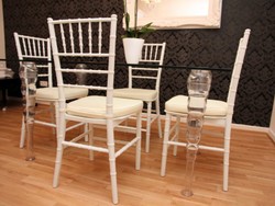 4250427889276 - Designer Acryl Esszimmer Set  WeiÃ Creme - Ghost Chair Table - Polycarbonat MÃ¶bel - 1 Tisch + 4 StÃ¼hle - Designer MÃ¶bel