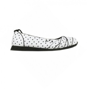 Etnies Damen Ballerinas Slinkie White/Black Dots Etnies Damen Ballerinas Slinkie White/Black Dots