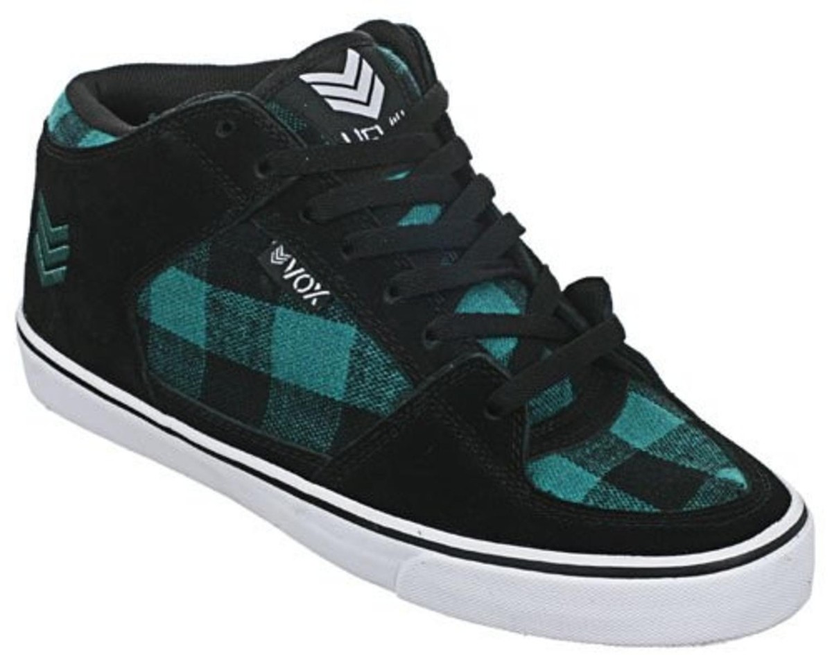 manolo blahnik denim shoes