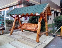 4250828386244 - Garten Schaukel Rustikal überdacht Hollywood Schaukel Mod S2 - Eiche Massivholz - Echtholz Massiv 4250828386244 - Garten Schaukel Rustikal überdacht Hollywood Schaukel Mod S2 - Eiche Massivholz - Echtholz Massiv