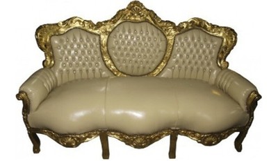 4251287707274 - Barock Sofa King Creme Lederoptik Gold - Möbel Antik Stil 4251287707274 - Barock Sofa King Creme Lederoptik Gold - Möbel Antik Stil