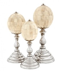 4251287713817 - Luxus Dekoration aus 3 kugelfÃ¶rmigen Skulpturen BÃ¼ffelhorn   Messing vernickelt