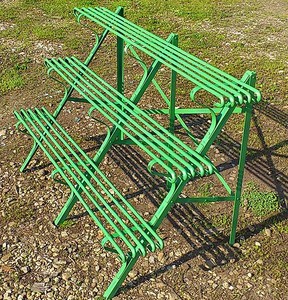 4251287775174 - Blumenständer aus Schmiedeeisen mit 3 Etagen - verschiedene Farben - 120 cm x 45 cm x H70 cm - Luxus Gartenmöbel 4251287775174 - Blumenständer aus Schmiedeeisen mit 3 Etagen - verschiedene Farben - 120 cm x 45 cm x H70 cm - Luxus Gartenmöbel