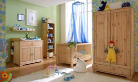 Massivholz kinderbett mit verstellbarem lattenrost 70x140 GULDBORG Kiefer massiv gelaugt geölt Casa de mobila Goslar