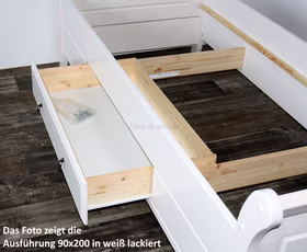 Bett-Kiefer-weiss-lackiert-Eva-404-3.jpg