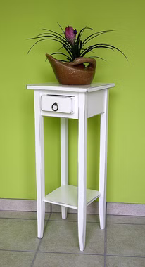 Massivholz Blumentisch mit Schubladen und Ablage 32x80x32cm Pappel massiv weiß antik lackiert Casa de mobila Goslar Massivholz Blumentisch mit Schubladen und Ablage 32x80x32cm Pappel massiv weiß antik lackiert Casa de mobila Goslar
