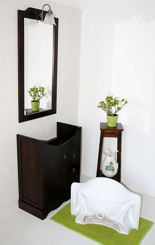 Solid Wood Hanging Display Cabinet Colonial Brown New