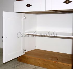 Details Anrichte innen 108x85x45cm BERGEN Kiefer massiv 2farbig weiß / gelaugt geölt Casa de mobila Goslar