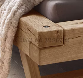 Balkenbett I mit U Holzbeine WOODSTOCK Wildeiche geölt mit Wuchsrissen von Casademobila Goslar Balkenbett I mit U Holzbeine WOODSTOCK Wildeiche geölt mit Wuchsrissen von Casademobila Goslar
