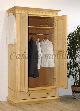 Kleiderschrank 110x205x58cm DAHLIA 2türig Fichte massiv geschlossener Sockel