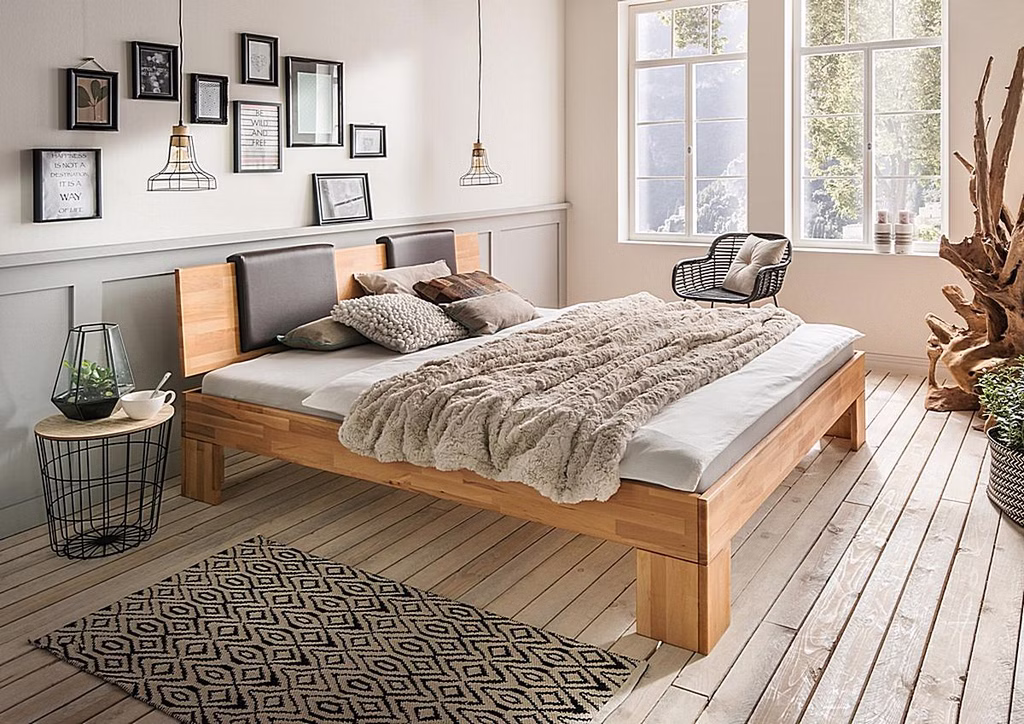 Bett ZENNA 180x200 Kopfteil geschlossen Kernbuche massiv geölt