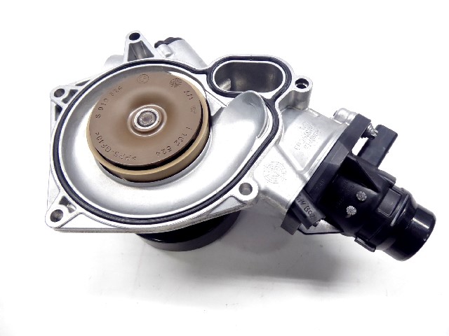 NEU !! BMW Kühlmittelpumpe Wasserpumpe 8642290 7645961 N63 G05 G06  