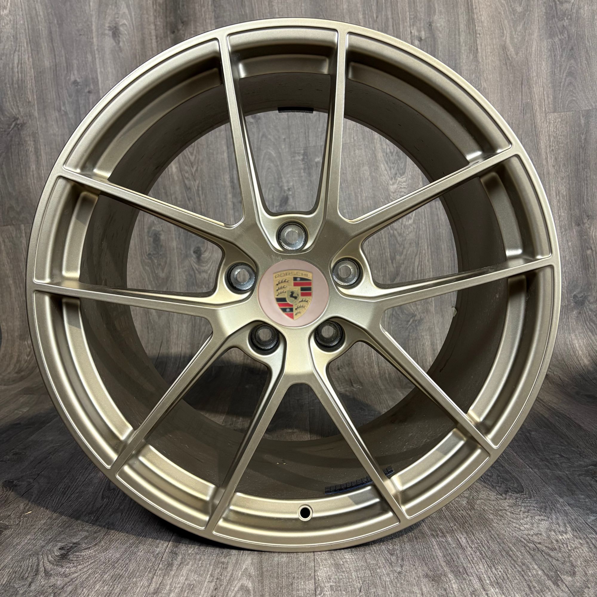 Original-Porsche-Taycan-21-