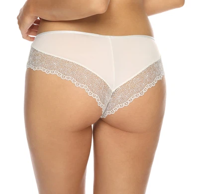 Rückansicht Brasiliano in Farbe Champagner