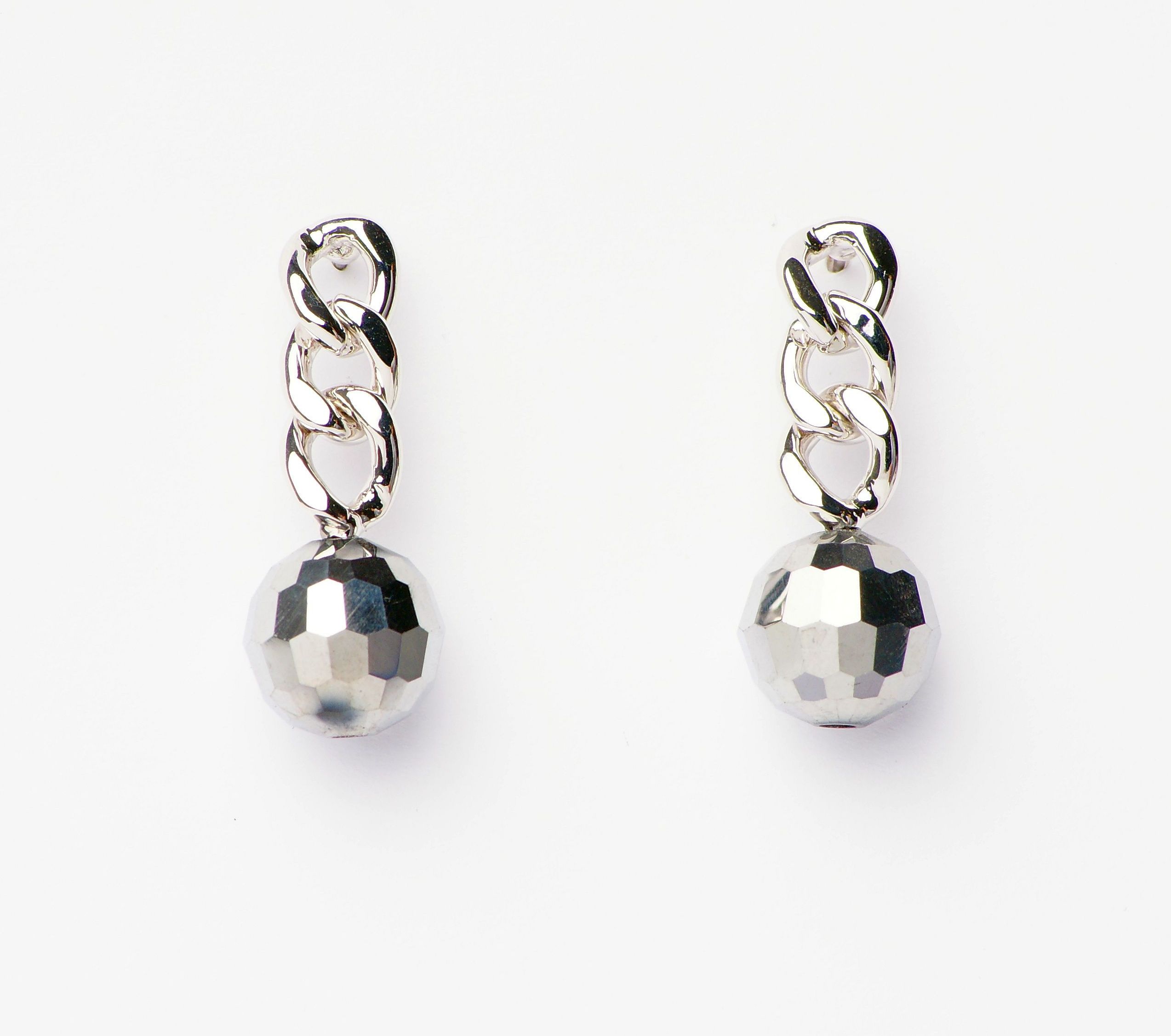 Modeschmuck Ohrringe von Fiell aus Metall in Silber