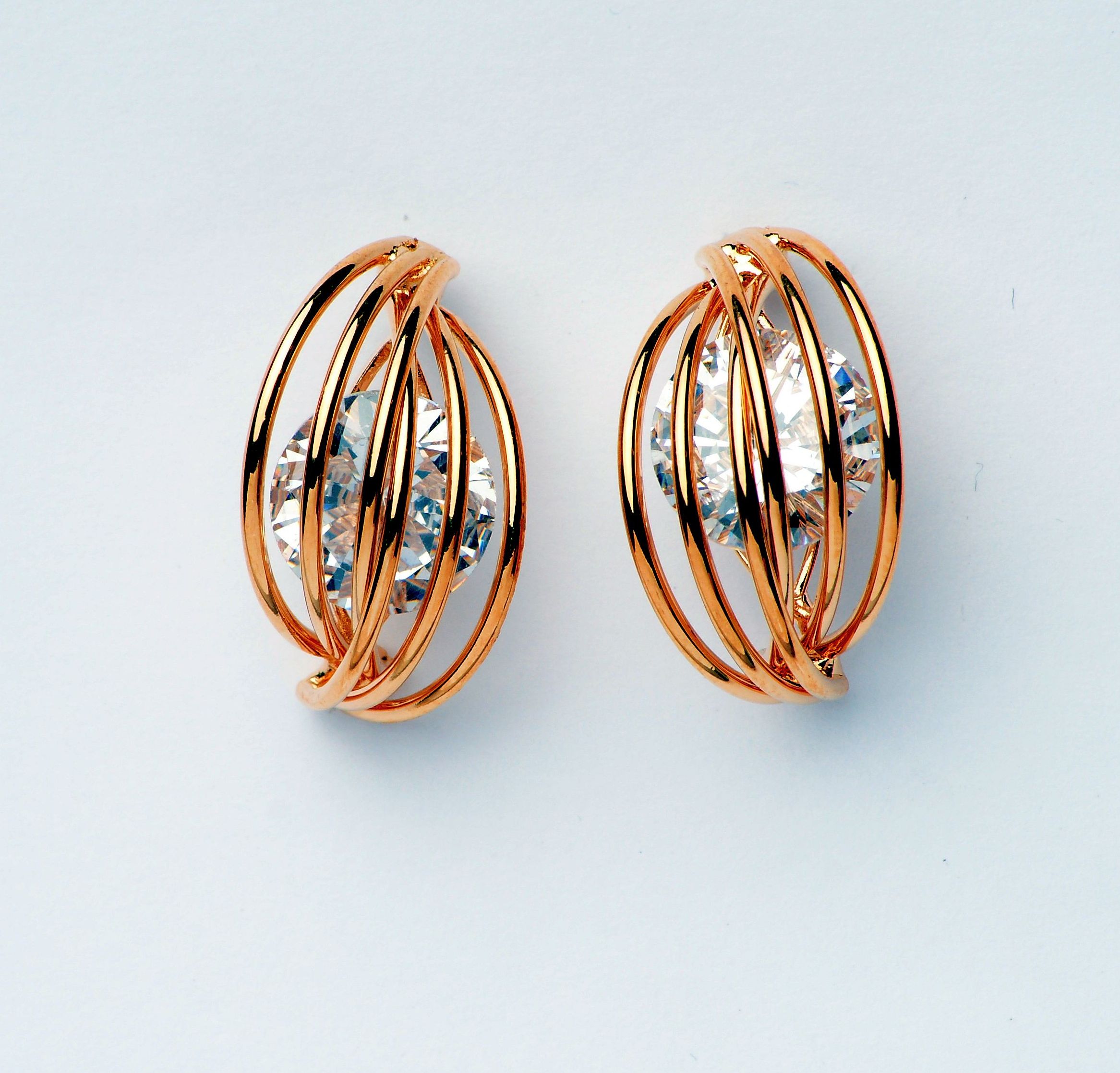 Modeschmuck Ohrringe von Fiell aus Metall  Zirconia in Roségold