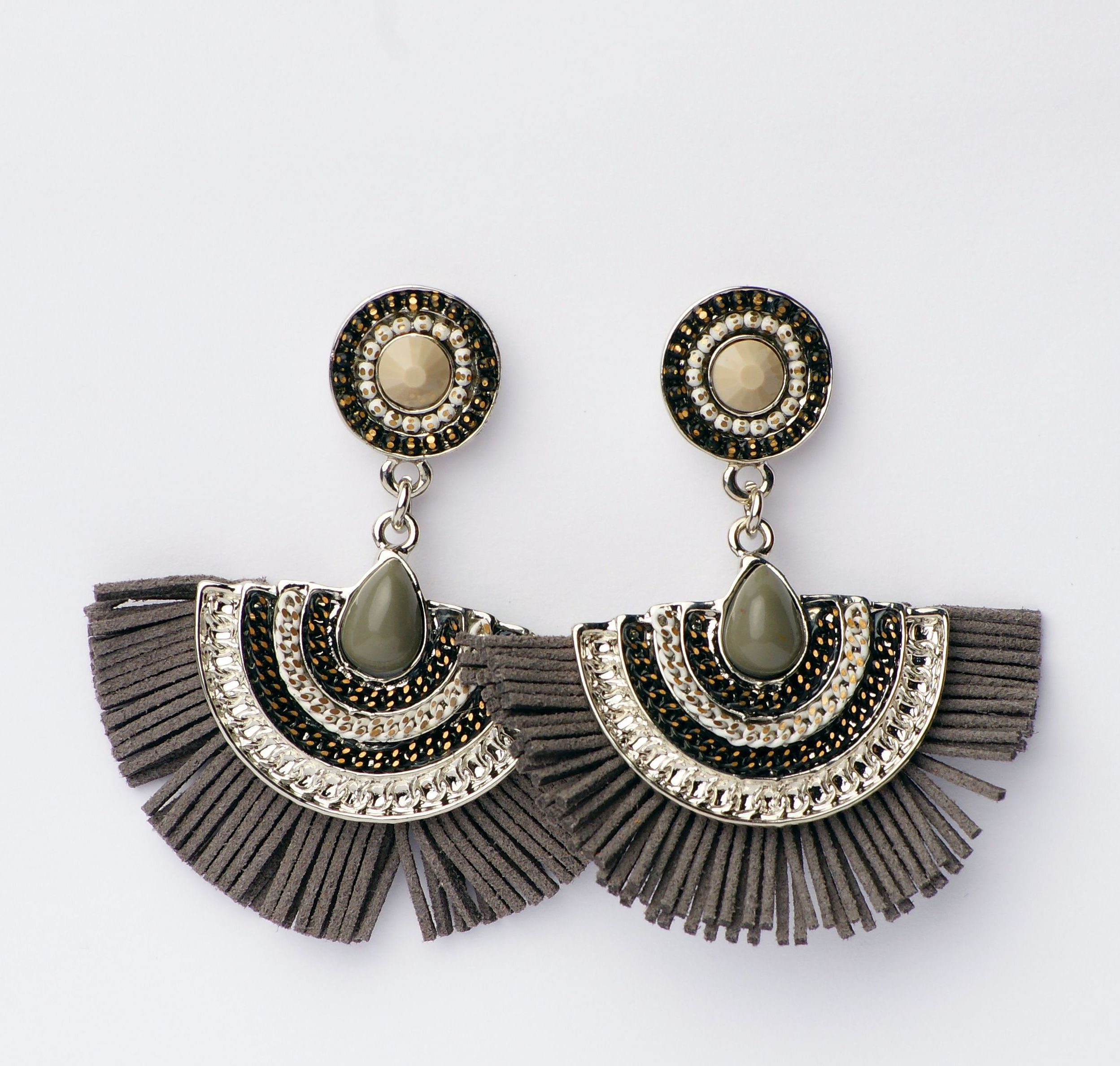 Modeschmuck Ohrringe von Sweet7 aus Metall  Stoff in Silber  Grau
