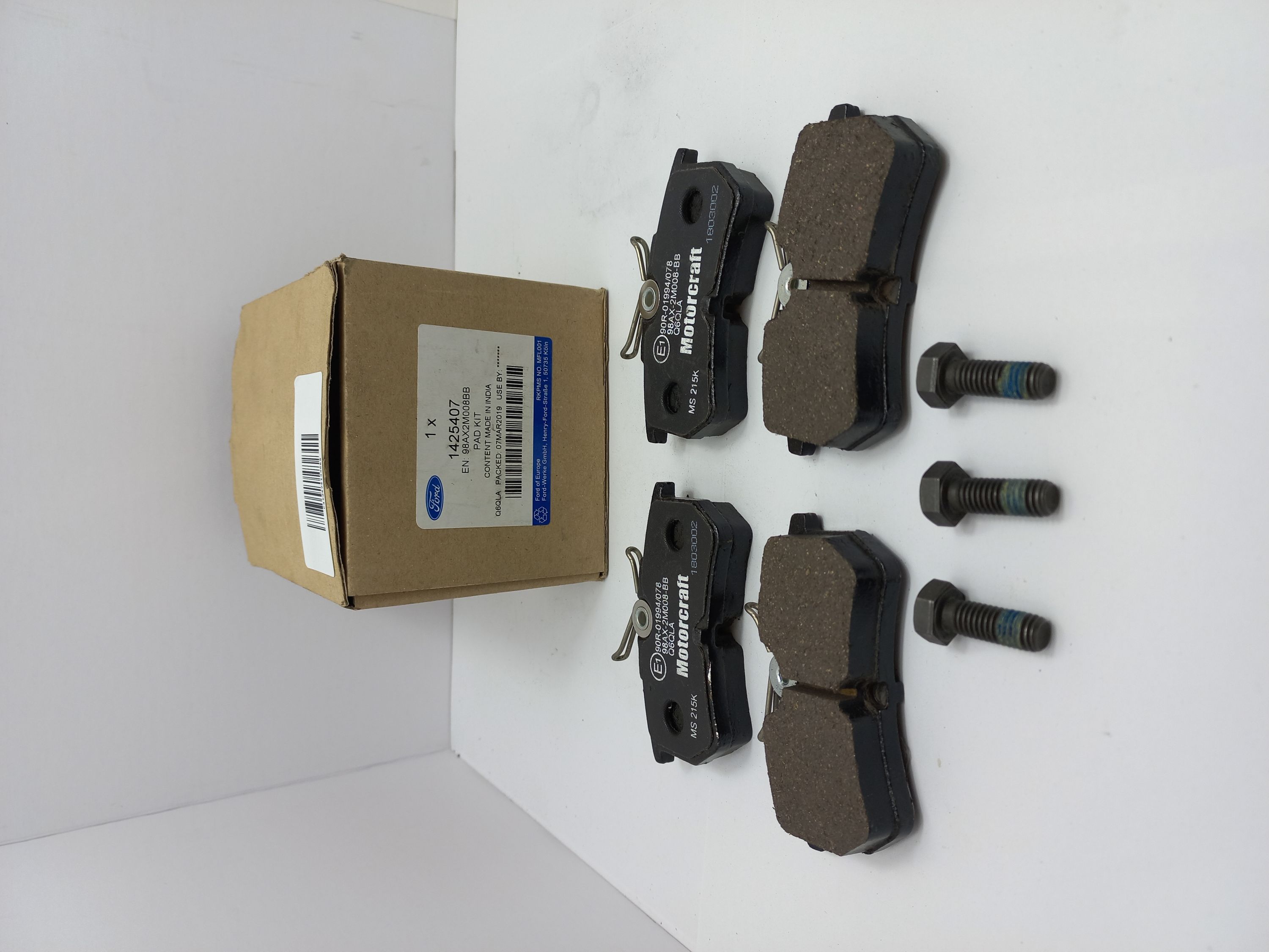 Original Ford Bremsbelagsatz, Scheibenbremse 1075565 | DealBird 