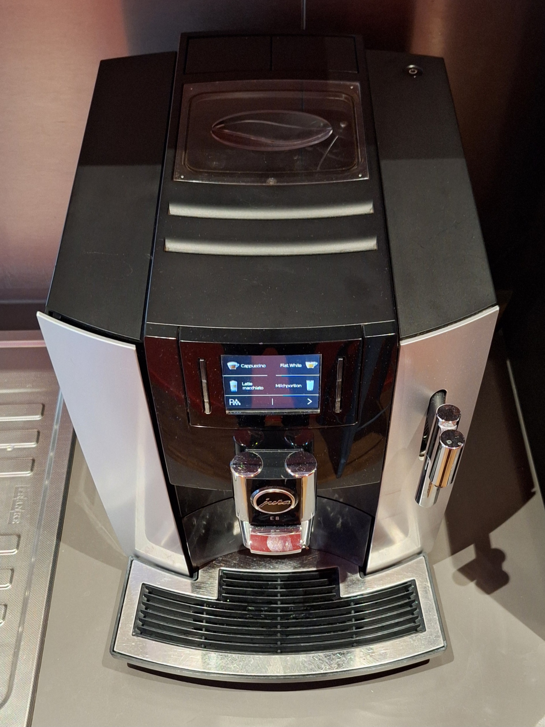 Jura E80 Kaffeevollautomat / Kaffeemaschine * sold TOP Zustand