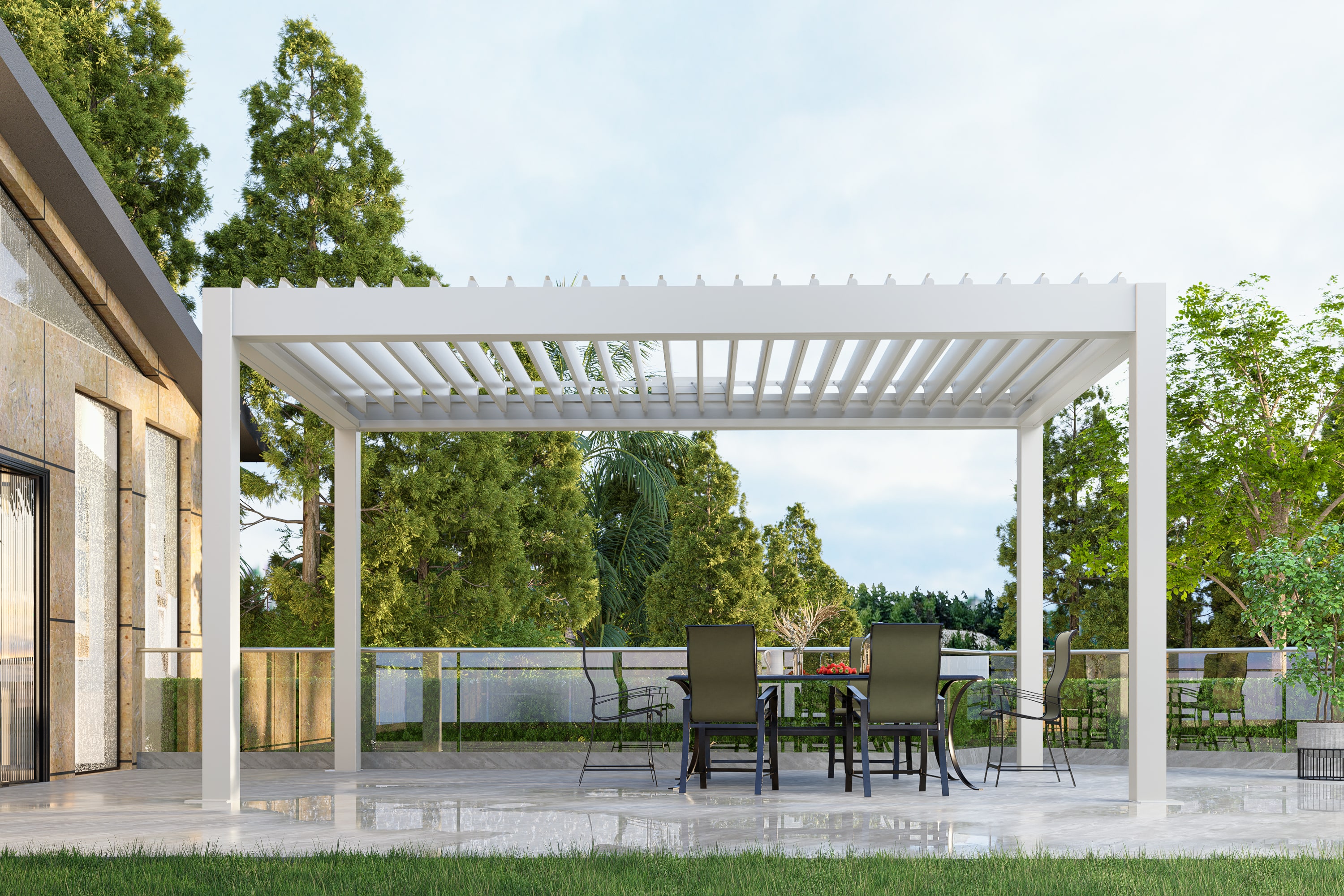 Pergola in Weiß freistehend im Garten
