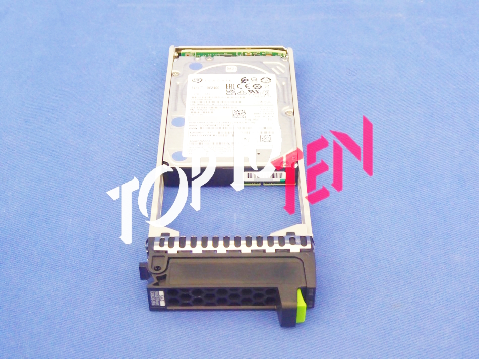 FUJITSU CA08226-E926 - DX S4 3.84TB SAS SSD 12G SFF