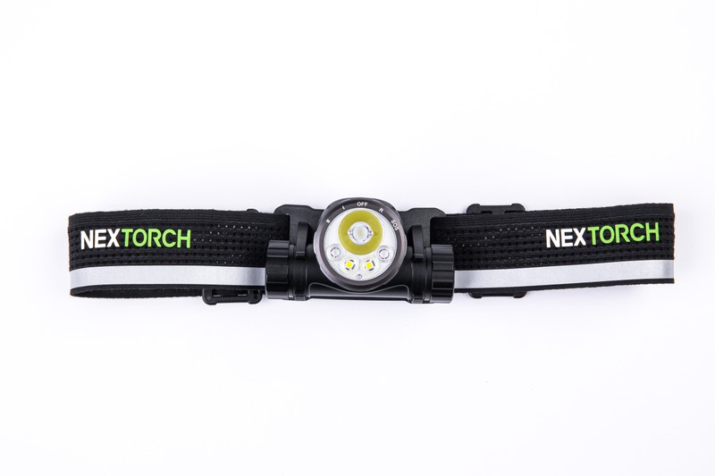 NEXTORCH hiStar - Ultraleichte, wiederaufladbare LED-Stirnlampe mit 2300 Lumen, 256m Leuchtweite und mehreren Lichtquellen NEXTORCH hiStar - Ultraleichte, wiederaufladbare LED-Stirnlampe mit 2300 Lumen, 256m Leuchtweite und mehreren Lichtquellen
