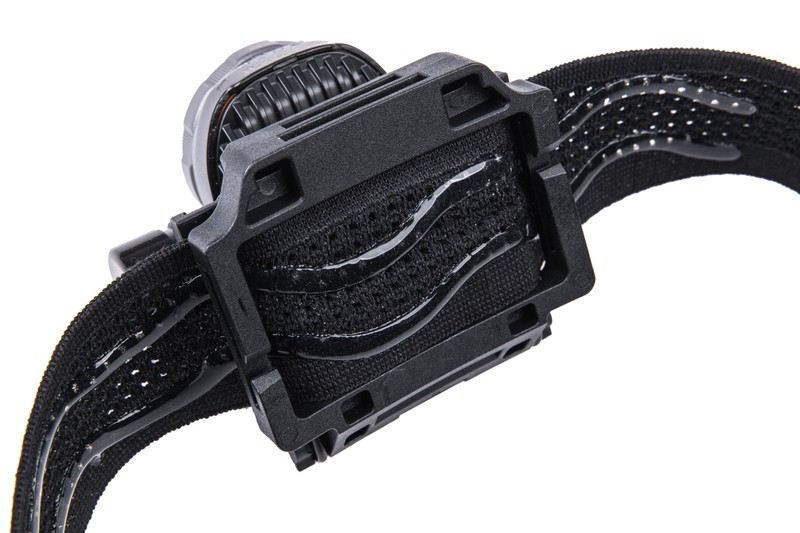 NEXTORCH hiStar-TAC - Ultraleichte, taktische LED-Helmlampe mit 2300 Lumen, 256m Leuchtweite, mehreren Lichtquellen für NVG-Montage NEXTORCH hiStar-TAC - Ultraleichte, taktische LED-Helmlampe mit 2300 Lumen, 256m Leuchtweite, mehreren Lichtquellen für NVG-Montage