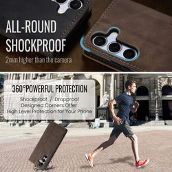 H130SA394A-CASEME-Handy-Tasche-fuer-Samsung-Galaxy-S25-FE-Wallet-013-Series-Huelle-Klapp-Etui_15.jpg CASEME 013 Series Hülle wird der Kameraschutz und Fallschutz angezeigt, ein Jogger im Hintergrund in Coffee für Galaxy S25 FE