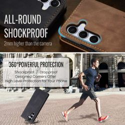 H130SA394A-CASEME-Handy-Tasche-fuer-Samsung-Galaxy-S25-FE-Wallet-013-Series-Huelle-Klapp-Etui_5.jpg CASEME 013 Series Hülle wird der Kameraschutz und Fallschutz angezeigt, ein Jogger im Hintergrund in Schwarz für Galaxy S25 FE