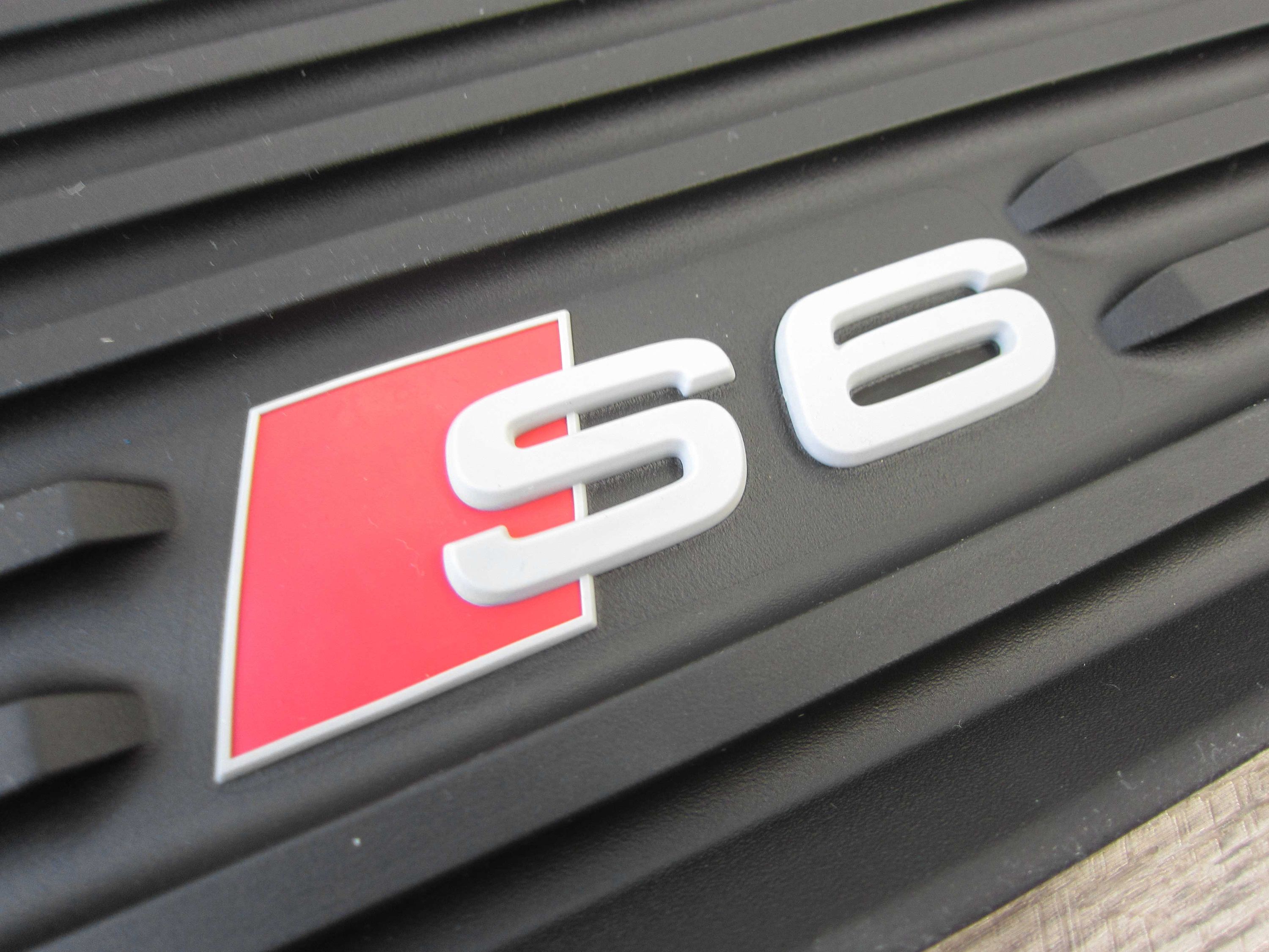 Original S6 Premium Gummi-Fußmatten Matten SET für Audi A6 und S6 4G C7 +  Avant