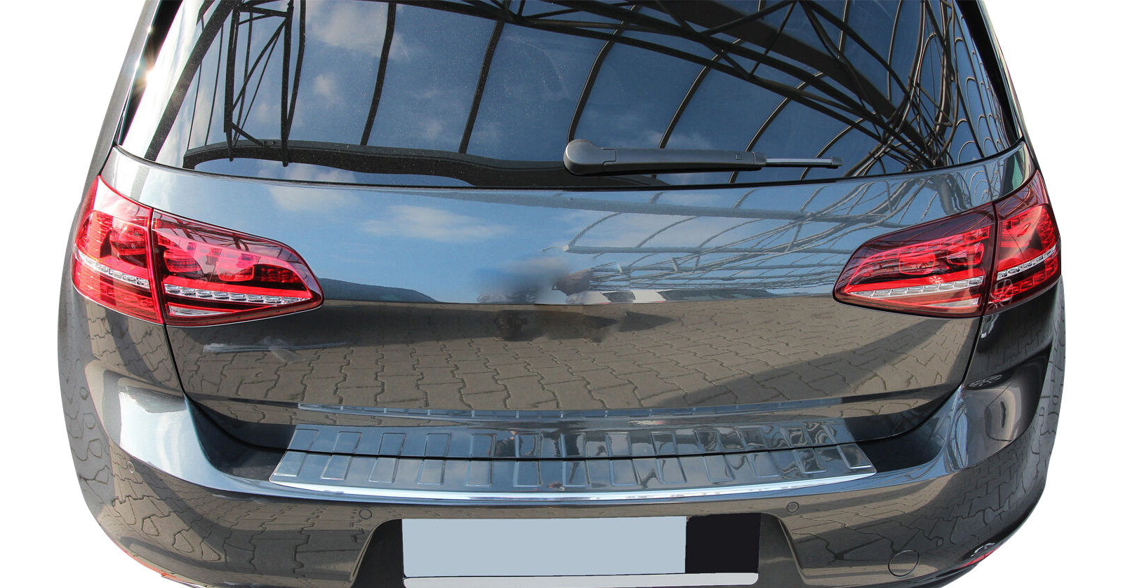 LADEKANTENSCHUTZ Edelstahl V2A Leiste Schutz für VW Golf VII 7 ab 2012-