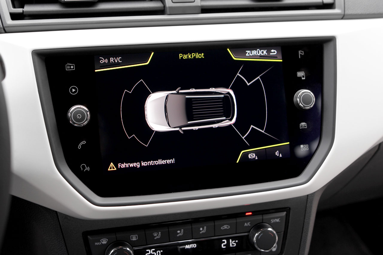 Komplett-Set APS+ (optische Anzeige MMI) Front und Heck für Seat Arona KJ7