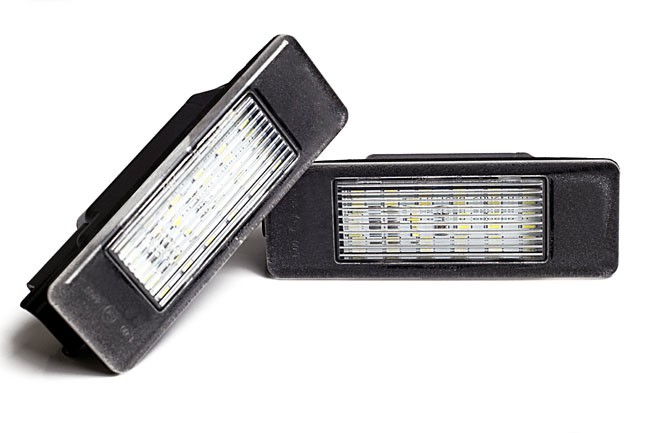 2x LED PREMIUM Kennzeichenbeleuchtung SMD für Peugeot 106 1007 207 CC 307 308 308 CC