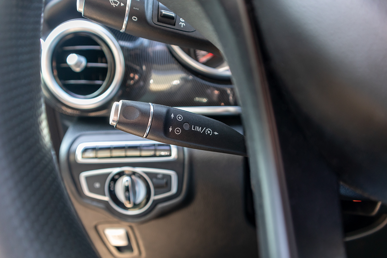 Original Kufatec Komplettset Tempomat Kabelbaum GRA mit Limiter Code MS1 + Codier Dongle für Mercedes V-Klasse W447 (nicht Vito)