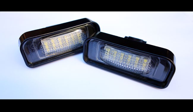 2x LED PREMIUM Kennzeichenbeleuchtung SMD für Mercedes W220 S-Klasse (Modell 98-05)