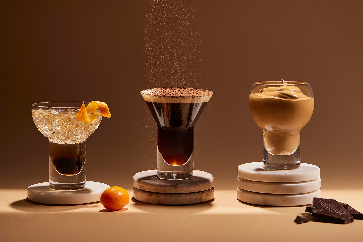 Jednoduché, úchvatné a osvěžující koktejly z whisky – objevte našich 5 receptů!