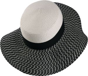 Großer exclusiver Damenhut in schwarz/weiß