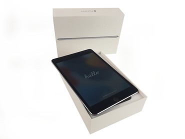 Apple iPad mini4（A1550、32GB） iPad mini (2015) | 7.9