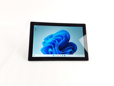 Windowsタブレット本体 Lenovo MIIX 520-12IKB i5-8250U 8GB 256GB Lenovo MIIX 520-12IKB Core i5 8250U 1.6GHz/8GB/256GB(SSD)/12.2W