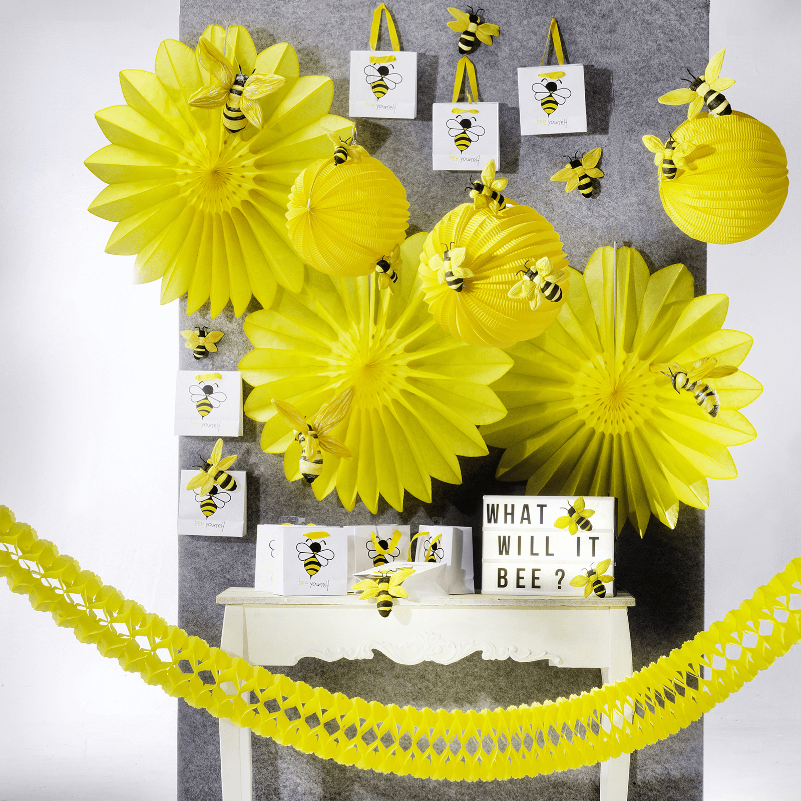 Deko Bienen 26 cm, 3 Stück - 6 Deko Bienen 26 cm, 3 Stück - 6